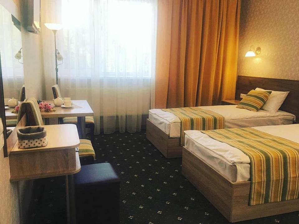 Отель Rioro Миргород Экстерьер фото